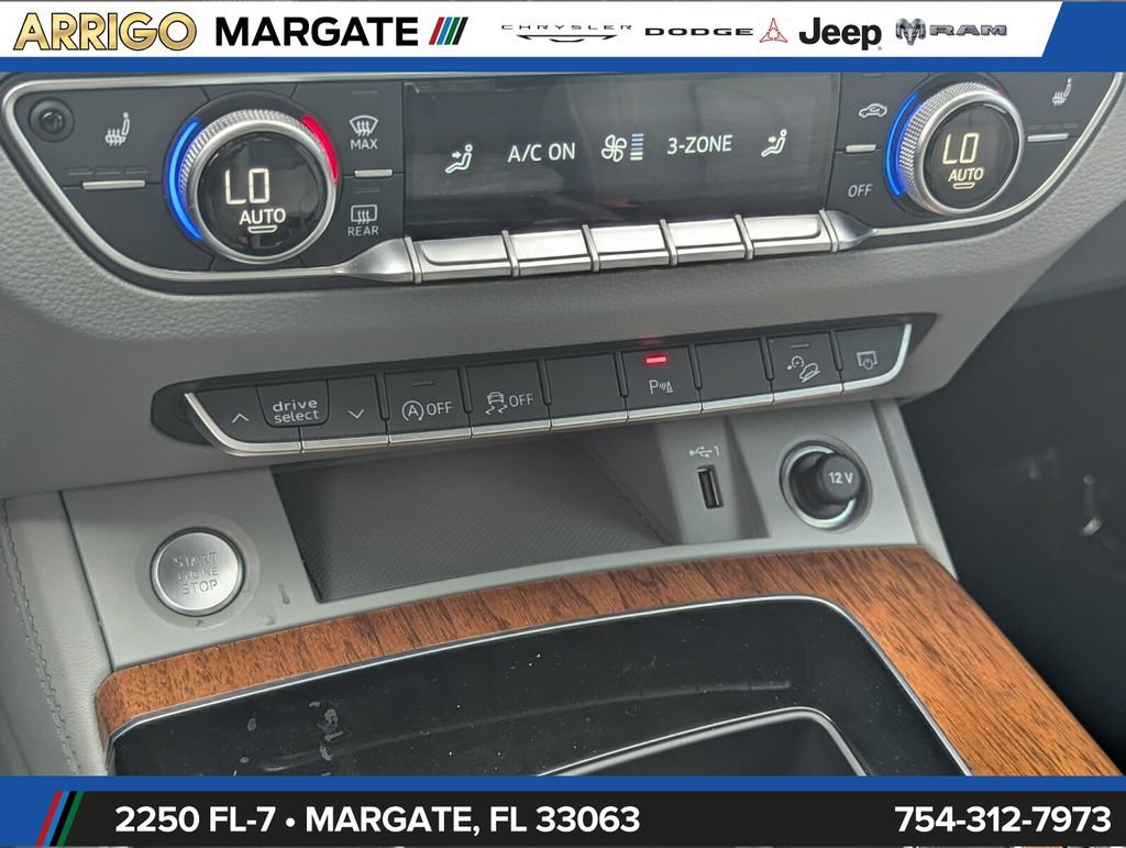 Used 2022 Audi Q5 2.0T Premium Plus AWD/4WD image 24