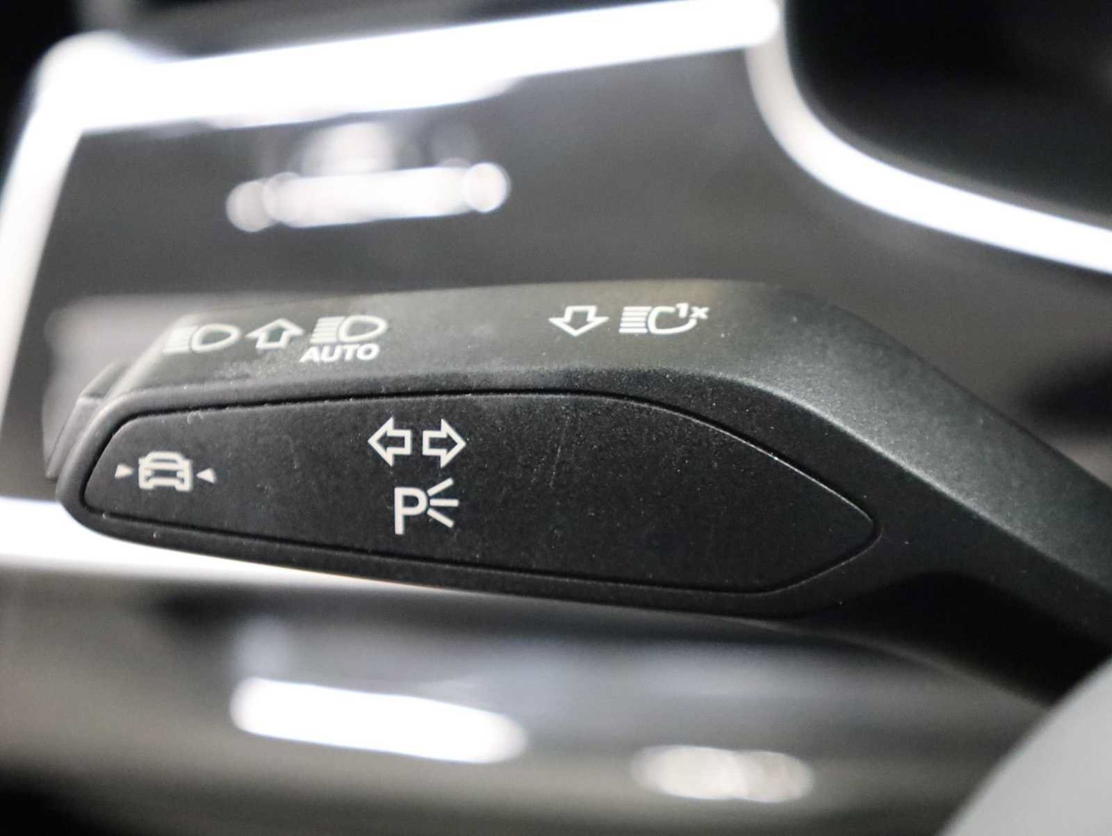 Used 2024 Audi Q8 Premium Plus AWD/4WD image 29