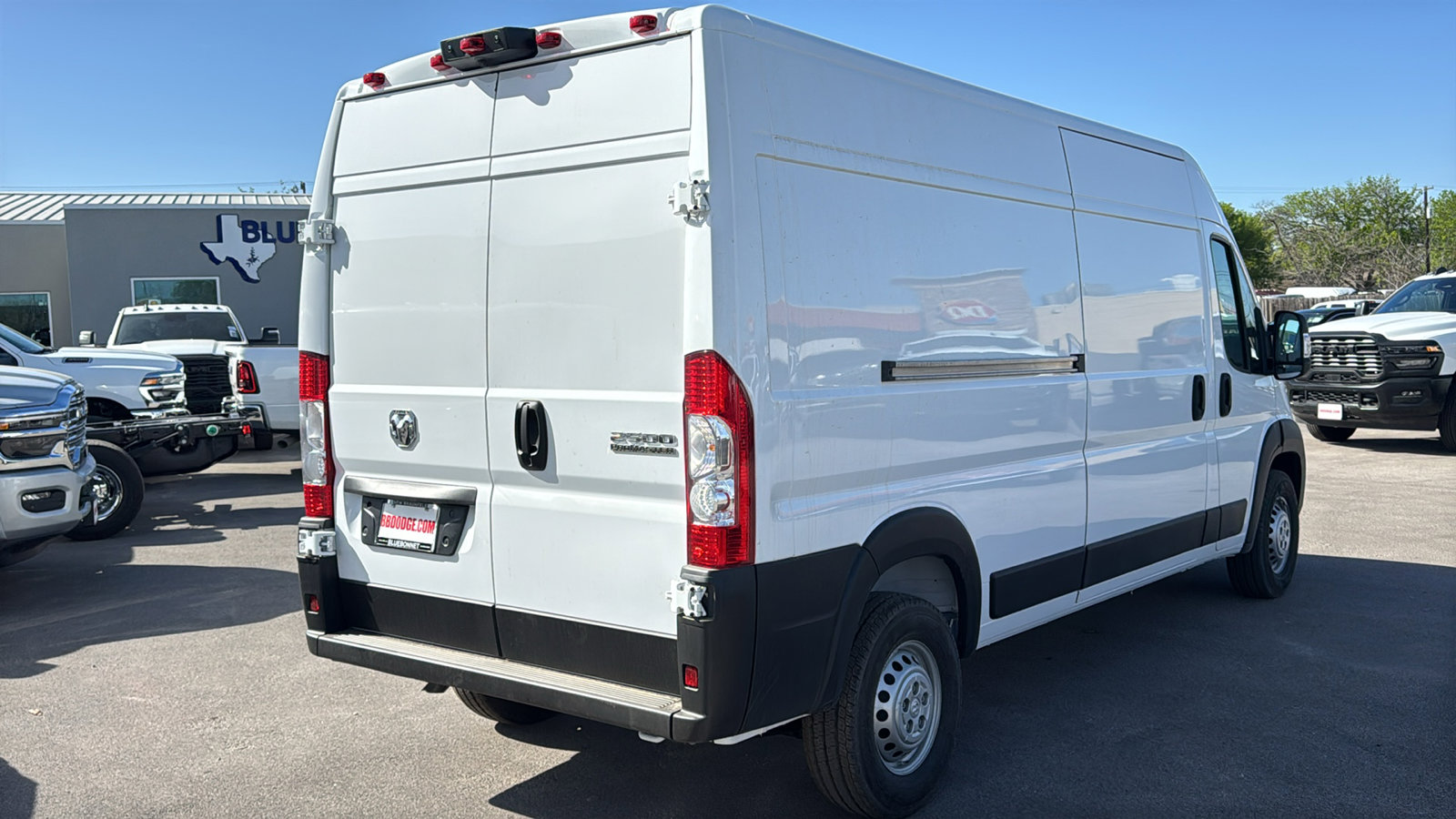 New 2026 RAM ProMaster 2500 w/ Convenience Group image 5