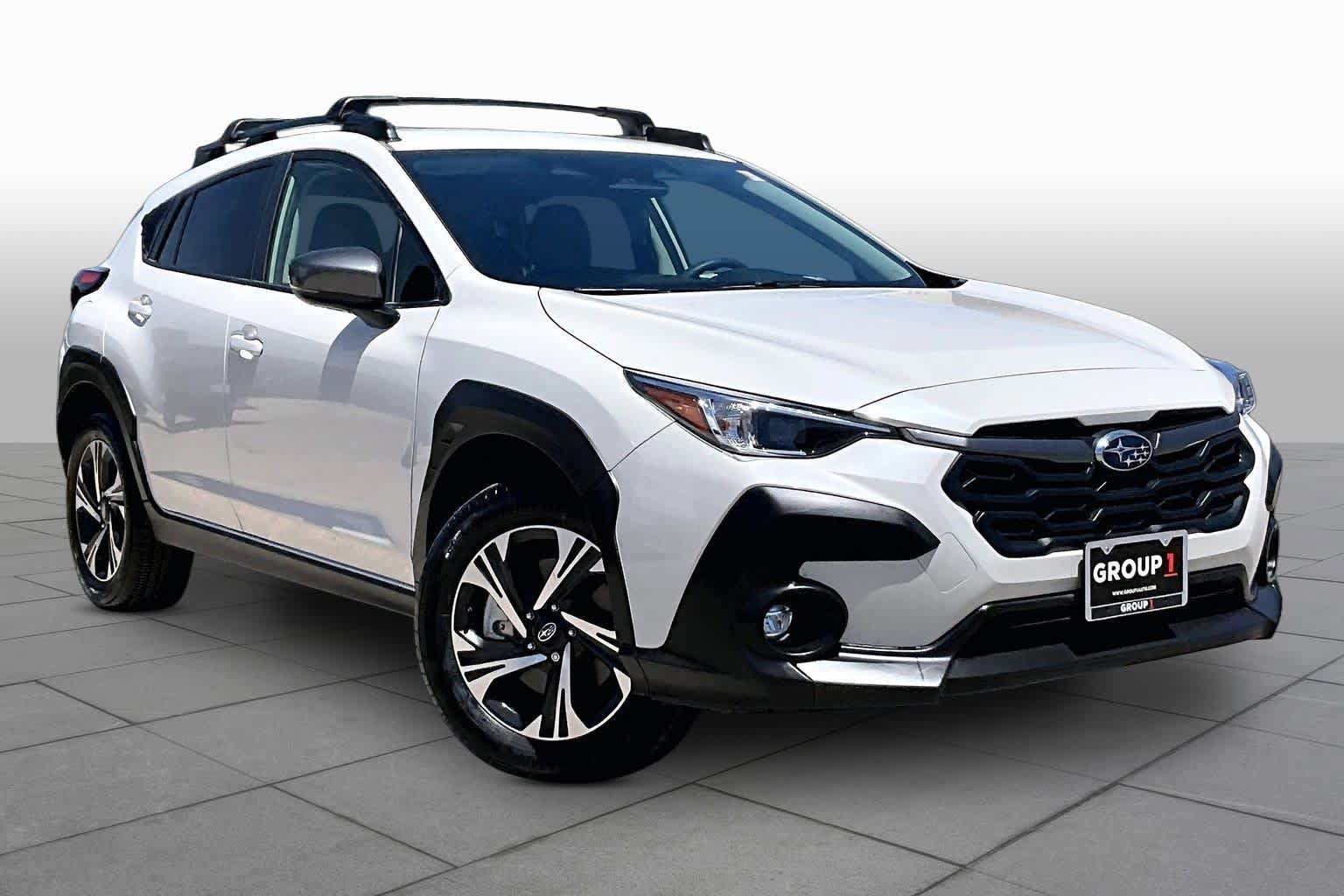 Used 2024 Subaru Crosstrek 2.0i Premium w/ Crosstrek Mirror Package AWD/4WD image 3