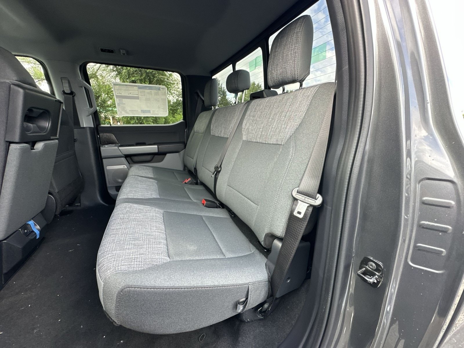 New 2026 Ford F250 XLT w/ XLT Premium Package AWD/4WD image 32