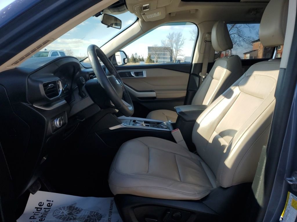 Used 2021 Ford Explorer XLT w/ Equipment Group 202A image 22