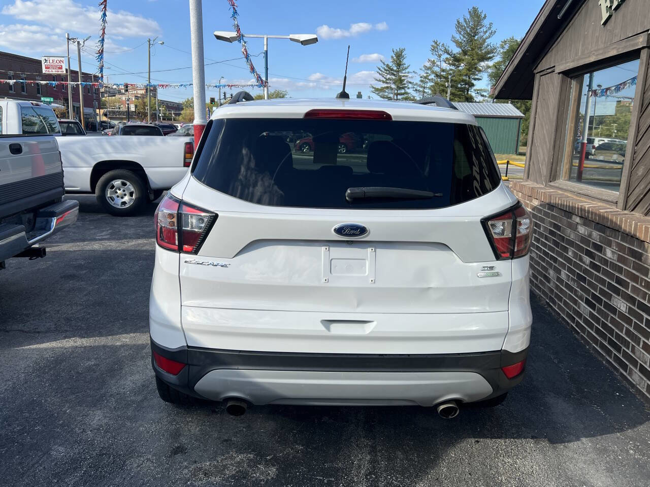 Used 2018 Ford Escape SE image 7