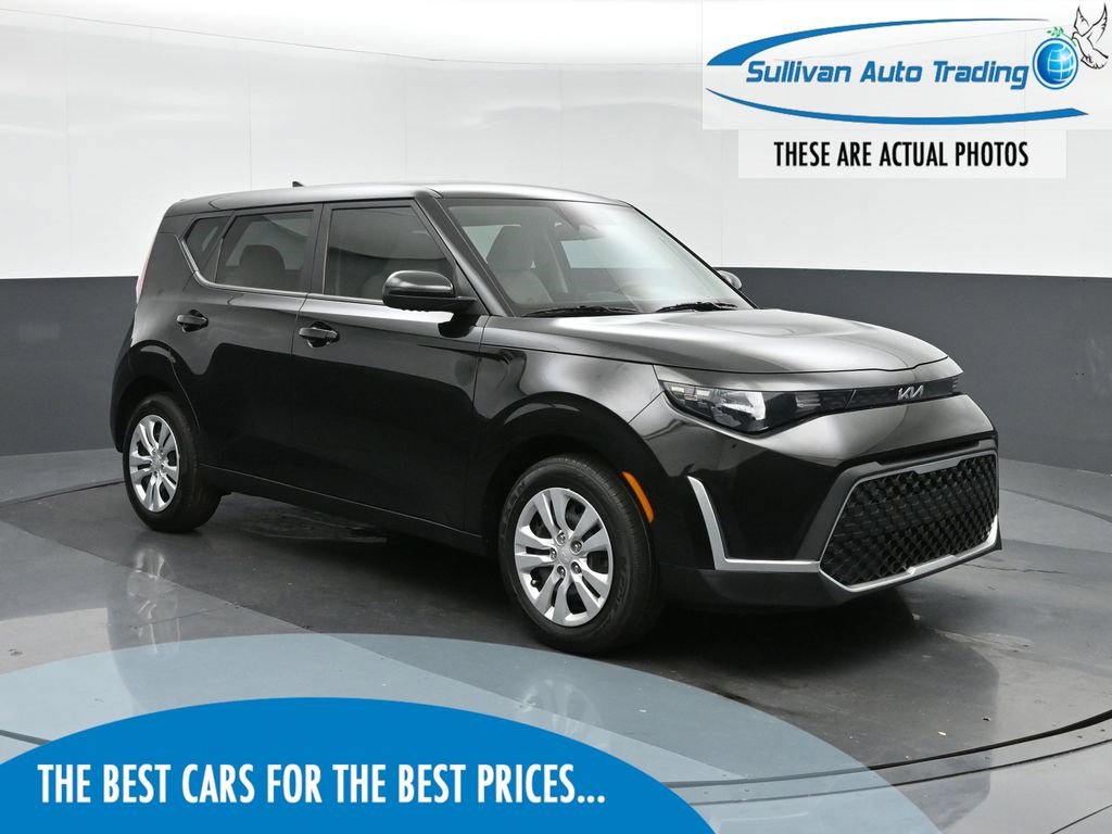 Used 2023 Kia Soul LX