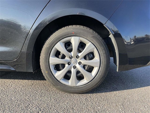 Used 2024 Toyota Corolla LE image 9