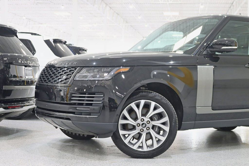 Used 2021 Land Rover Range Rover Autobiography image 2