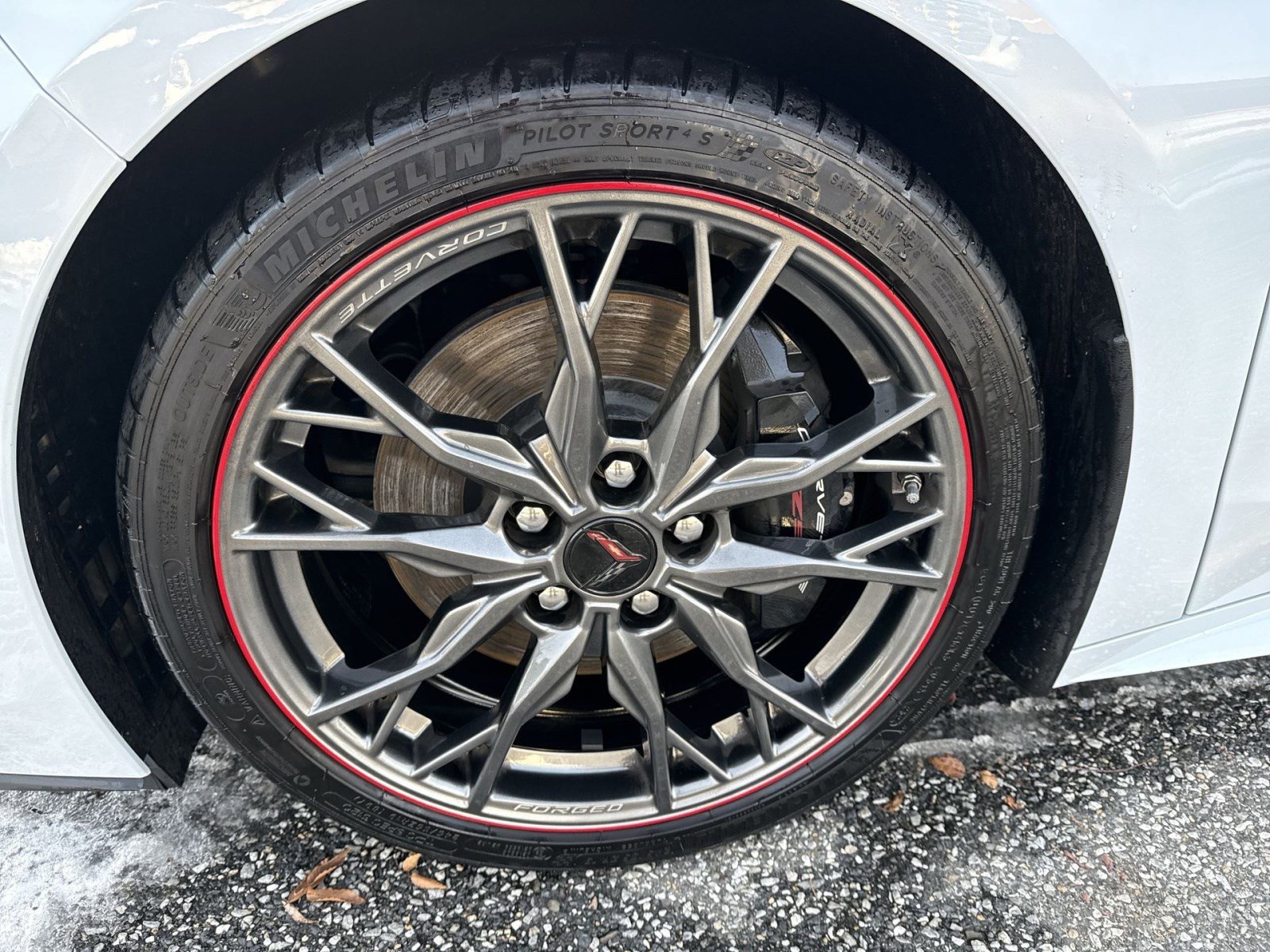 Used 2024 Chevrolet Corvette Stingray Premium Conv w/ Z51 Performance Package image 12