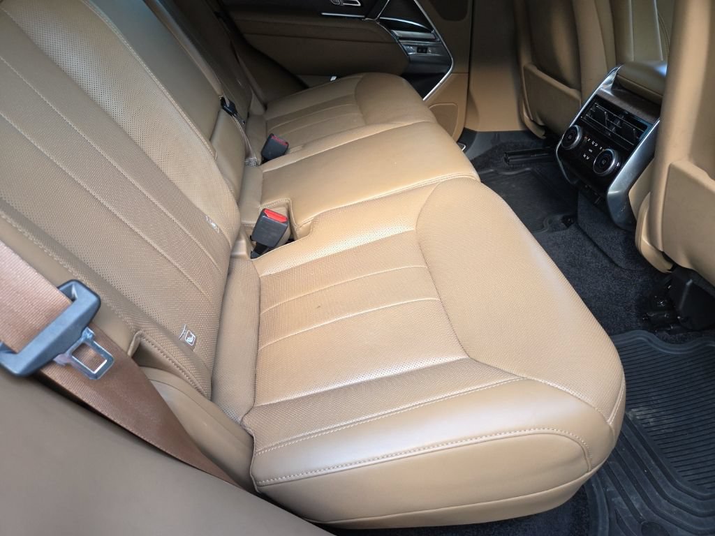 Certified 2023 Land Rover Range Rover SE AWD/4WD image 15
