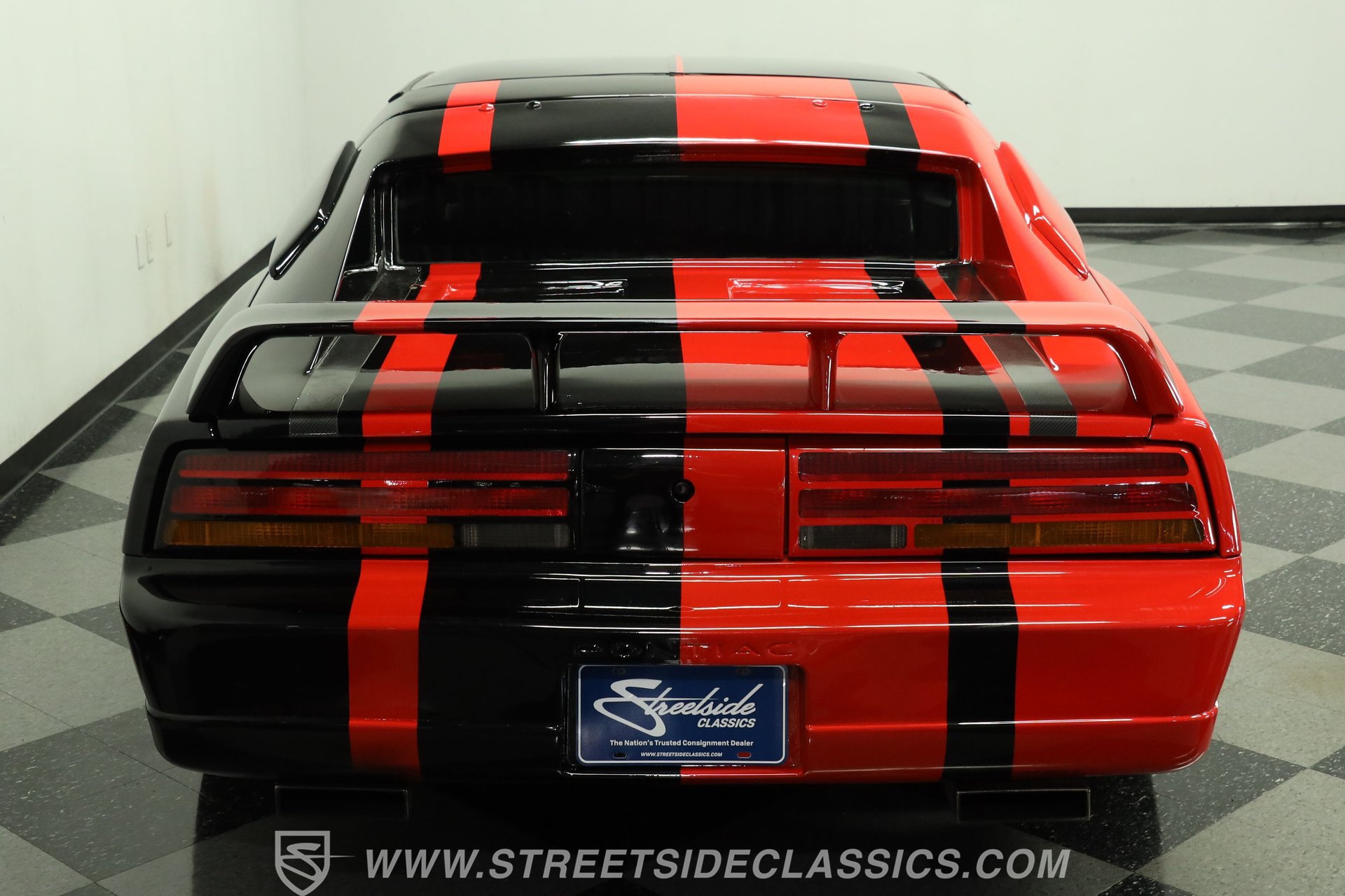 Used 1989 Pontiac Firebird Trans Am RWD image 9