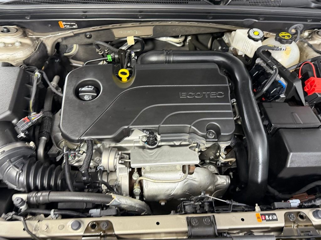 Used 2024 Chevrolet Malibu LT image 33