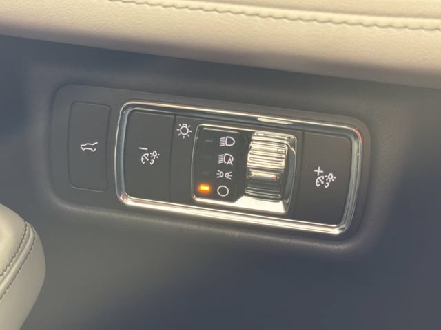 New 2026 Lincoln Aviator AWD image 14