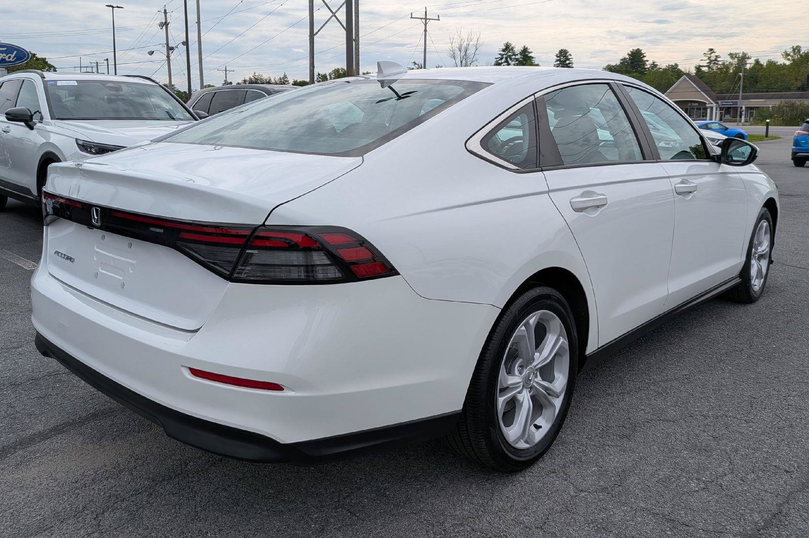 Used 2023 Honda Accord LX image 7