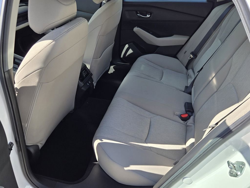 Certified 2025 Honda Accord LX image 11
