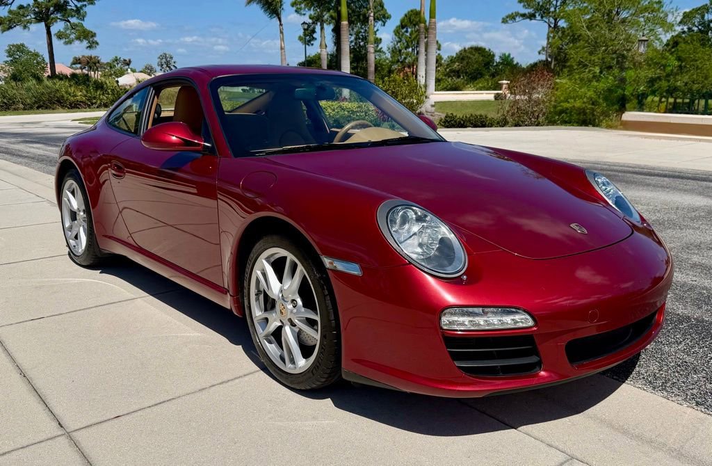 Used 2011 Porsche 911 Carrera RWD image 2
