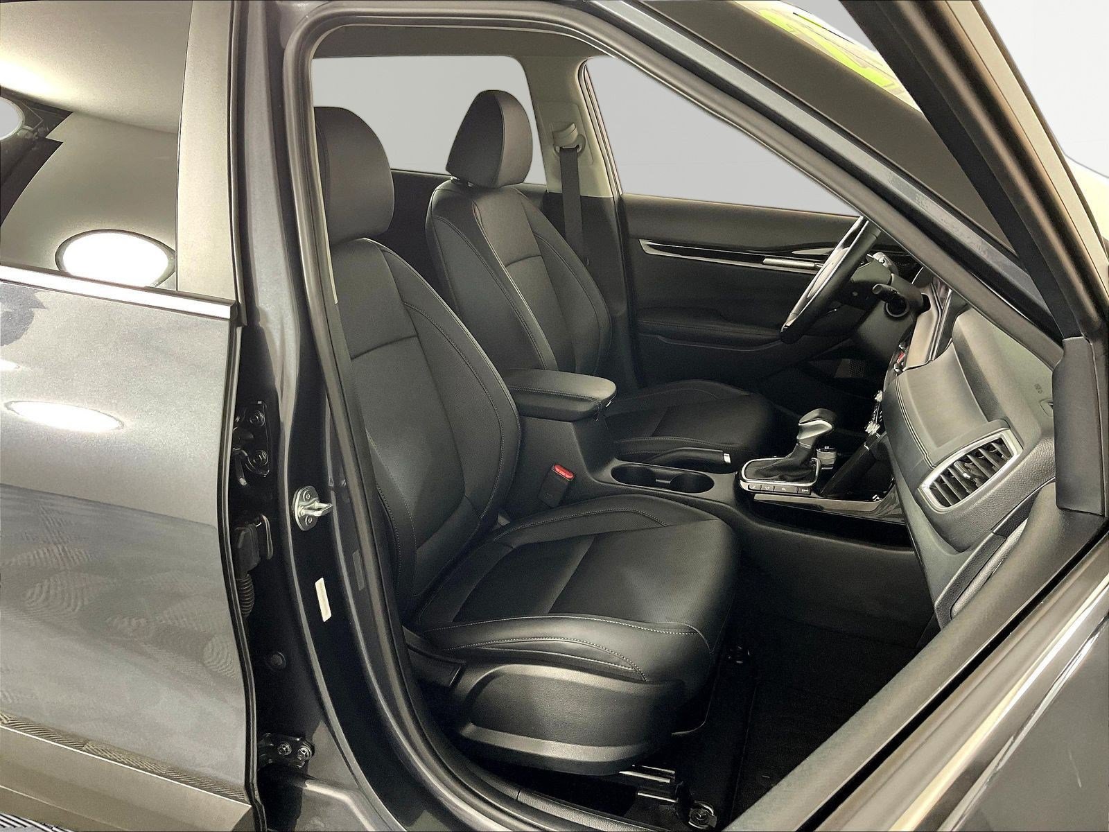 Used 2025 Kia Seltos EX AWD/4WD image 28