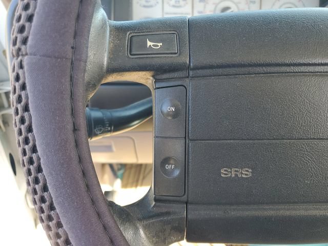 Used 1996 Ford Bronco XLT AWD/4WD image 11