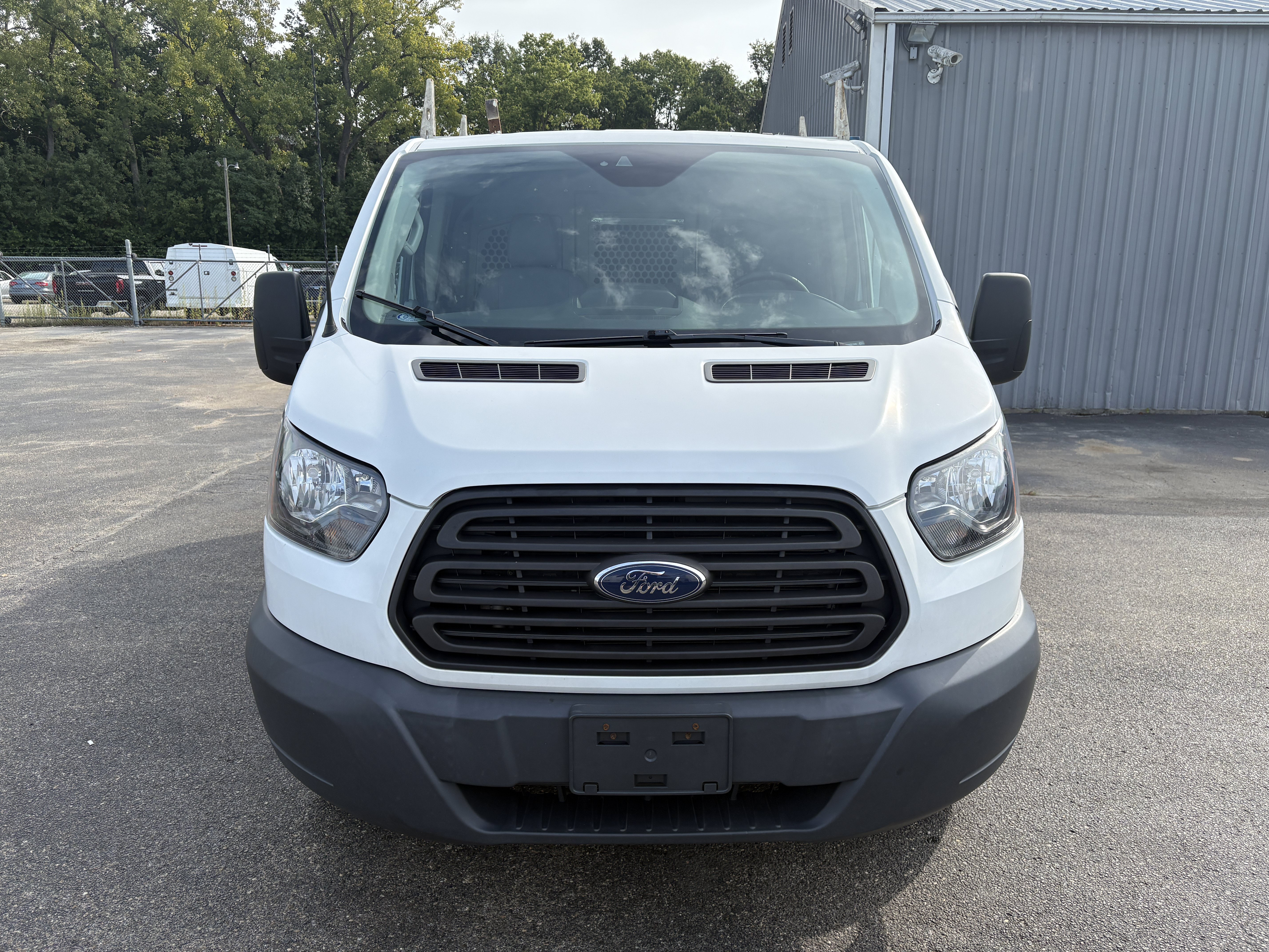Used 2017 Ford Transit 150 130 Low Roof RWD image 6