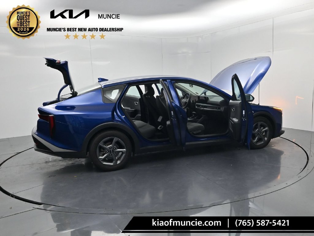 Certified 2025 Kia K4 FWD image 57