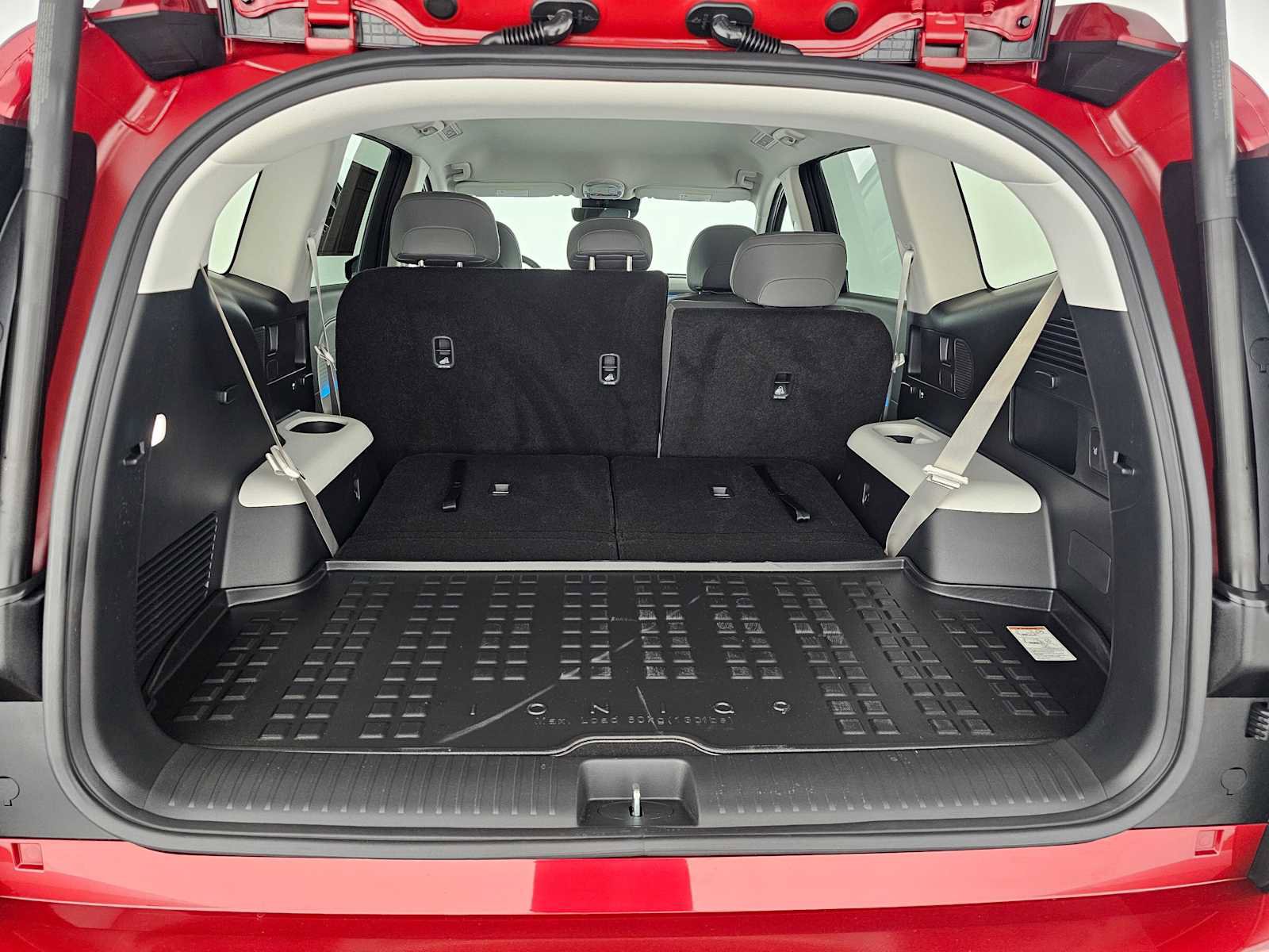 Used 2026 Hyundai Ioniq 9 SEL image 17