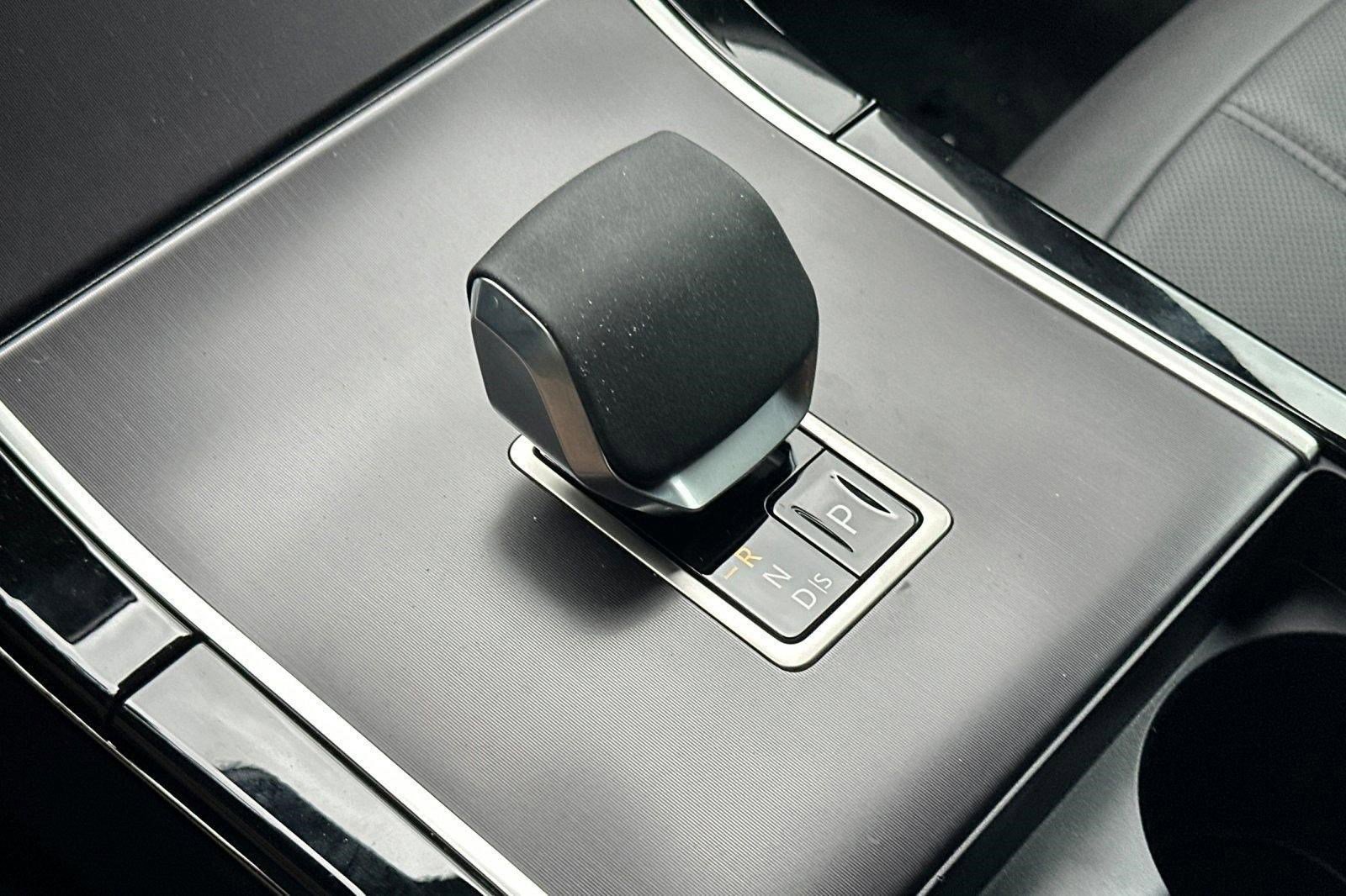 New 2026 Land Rover Range Rover Evoque Dynamic SE AWD/4WD image 24