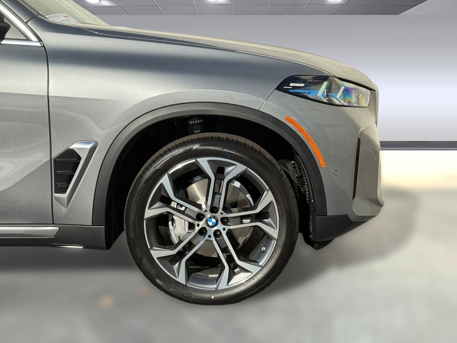 Used 2026 BMW X5 sDrive40i w/ Climate Comfort Package image 10