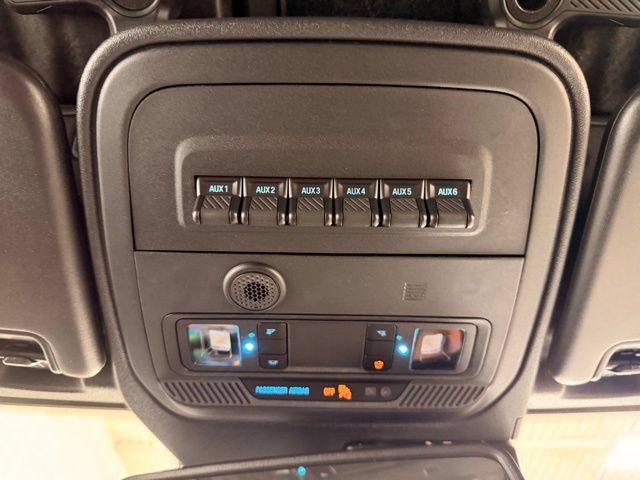 Used 2024 Ford Bronco Wildtrak AWD/4WD image 43