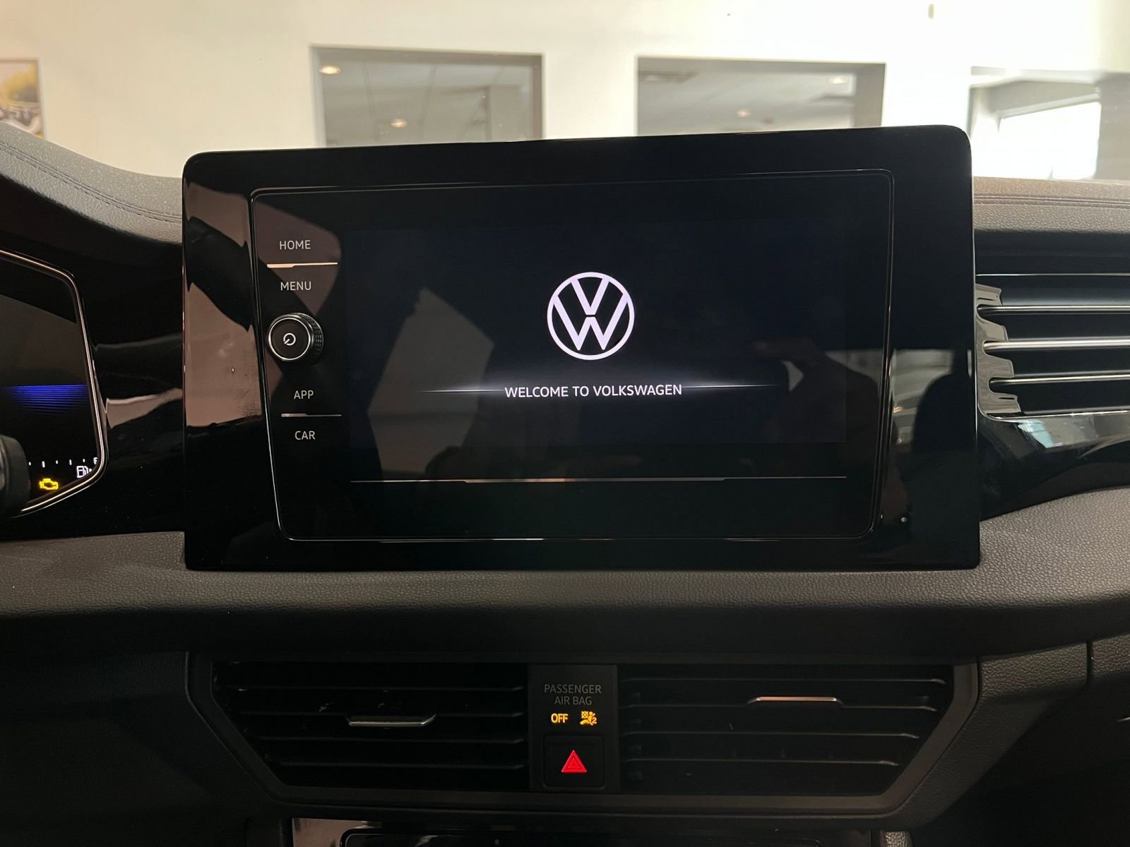 Used 2025 Volkswagen Jetta Sport image 20