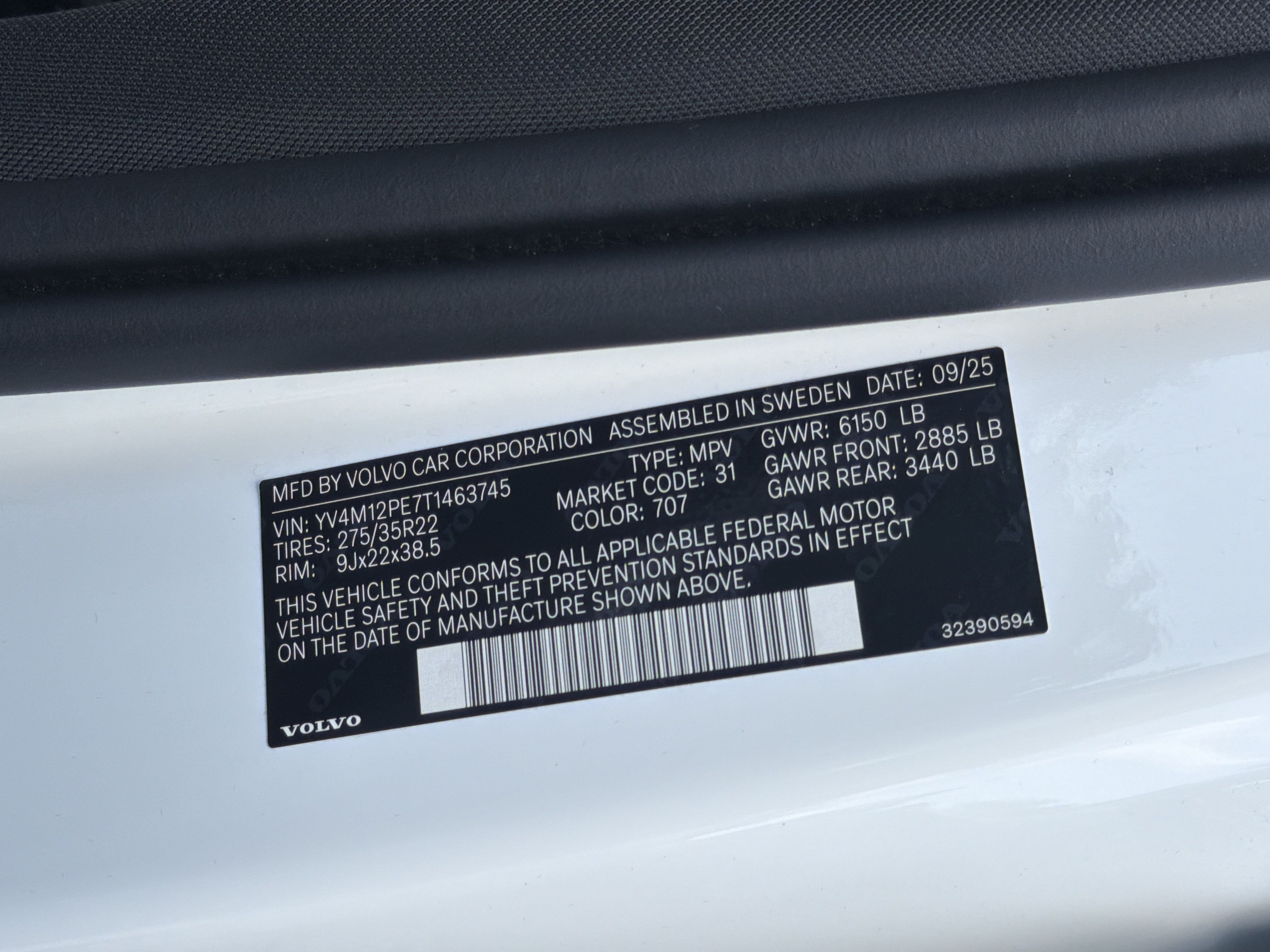 Certified 2026 Volvo XC90 B5 Plus w/ Protection Package Premier AWD/4WD image 37