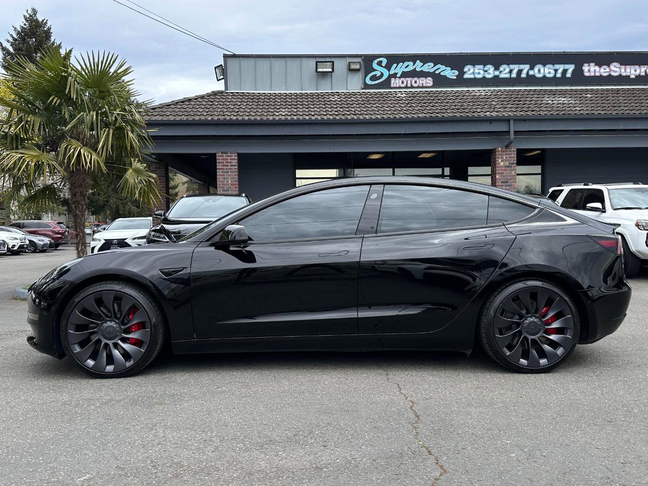 Used 2022 Tesla Model 3 Performance image 2