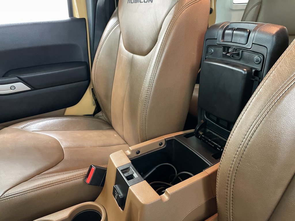 Used 2014 Jeep Wrangler Unlimited Rubicon image 28
