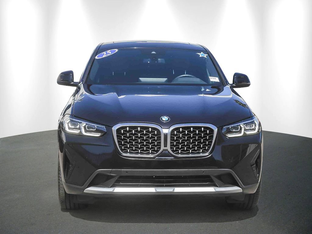 Certified 2025 BMW X4 xDrive30i w/ Convenience Package AWD/4WD image 2