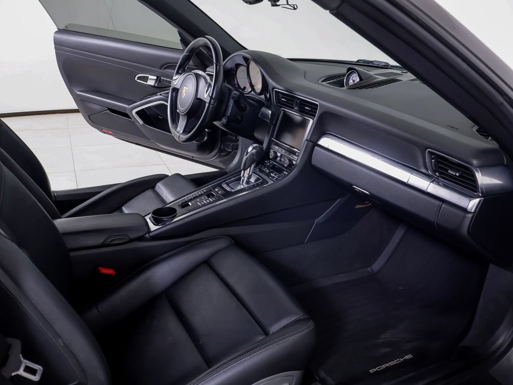 Used 2015 Porsche 911 Carrera 4S AWD/4WD image 7