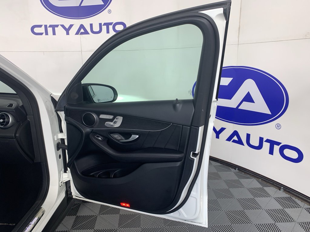 Used 2022 Mercedes-Benz GLC 300 4MATIC image 41