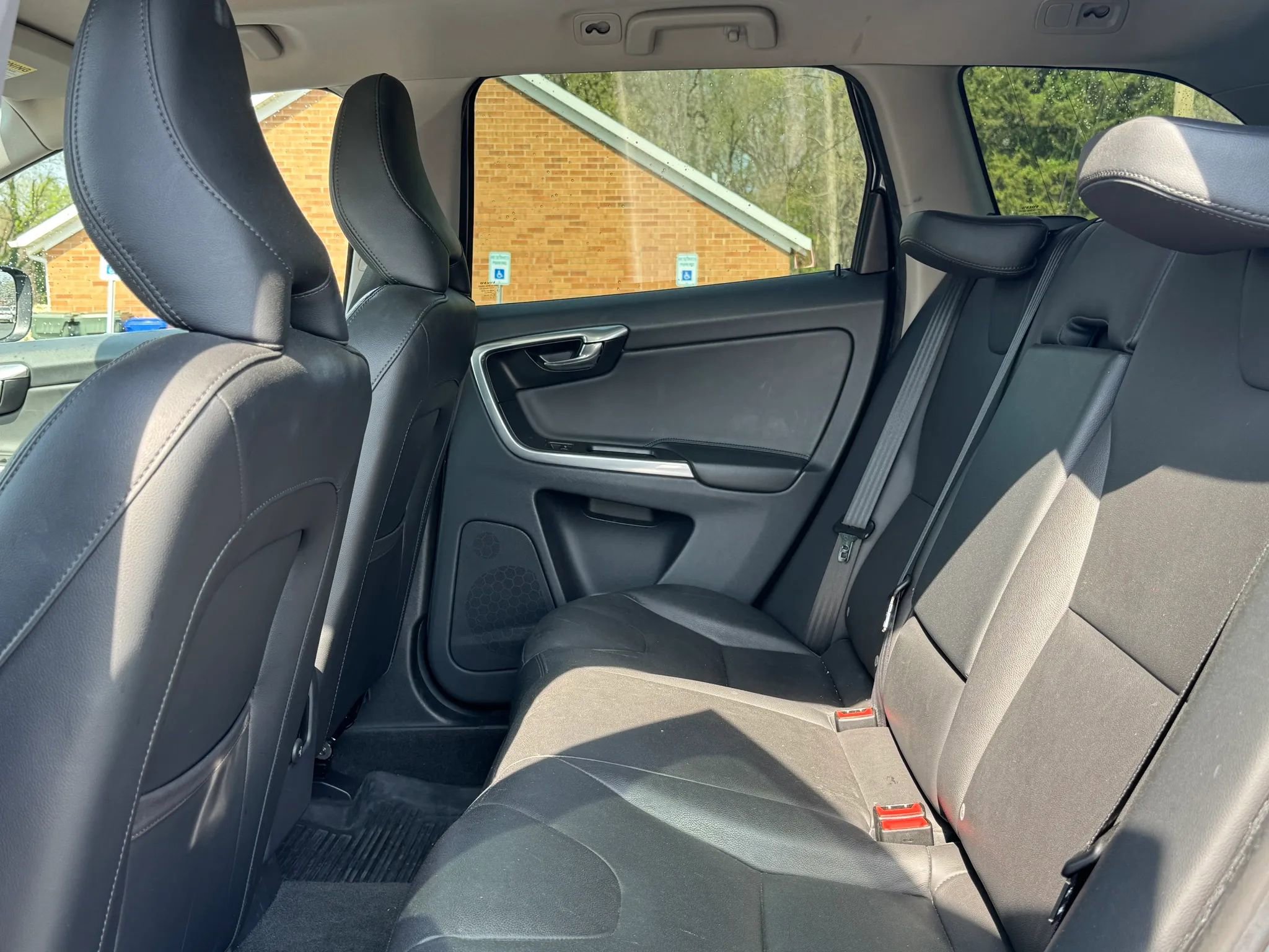 Used 2016 Volvo XC60 T5 Premier FWD image 13