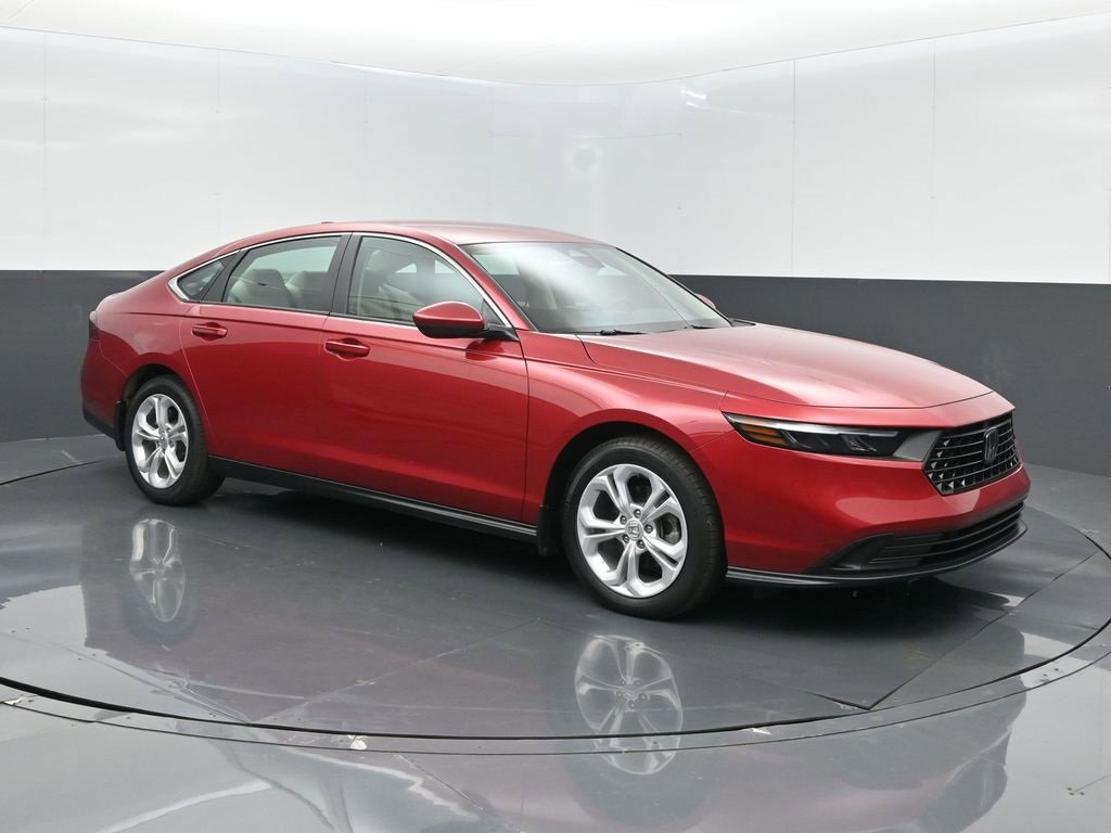 Certified 2025 Honda Accord LX image 28
