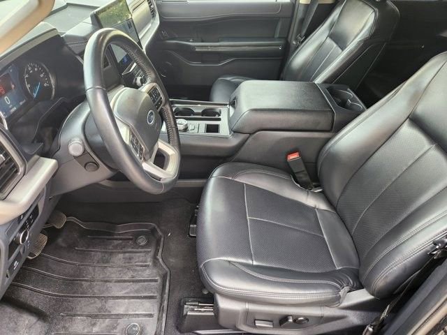 Certified 2024 Ford Expedition XLT image 12