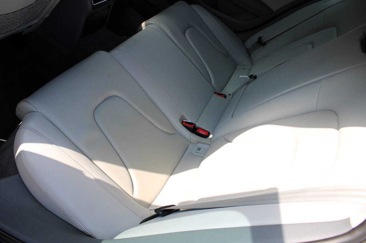 Used 2013 Audi A4 2.0T Premium image 25