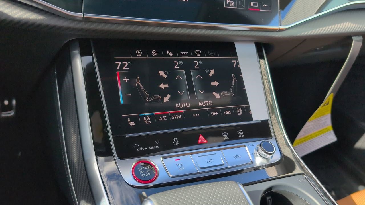 New 2025 Audi RS Q8 performance image 6