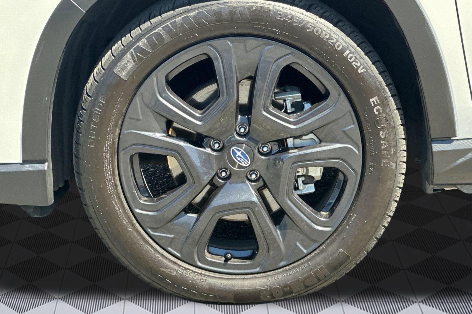 Used 2023 Subaru Ascent Onyx Edition Limited AWD/4WD image 13