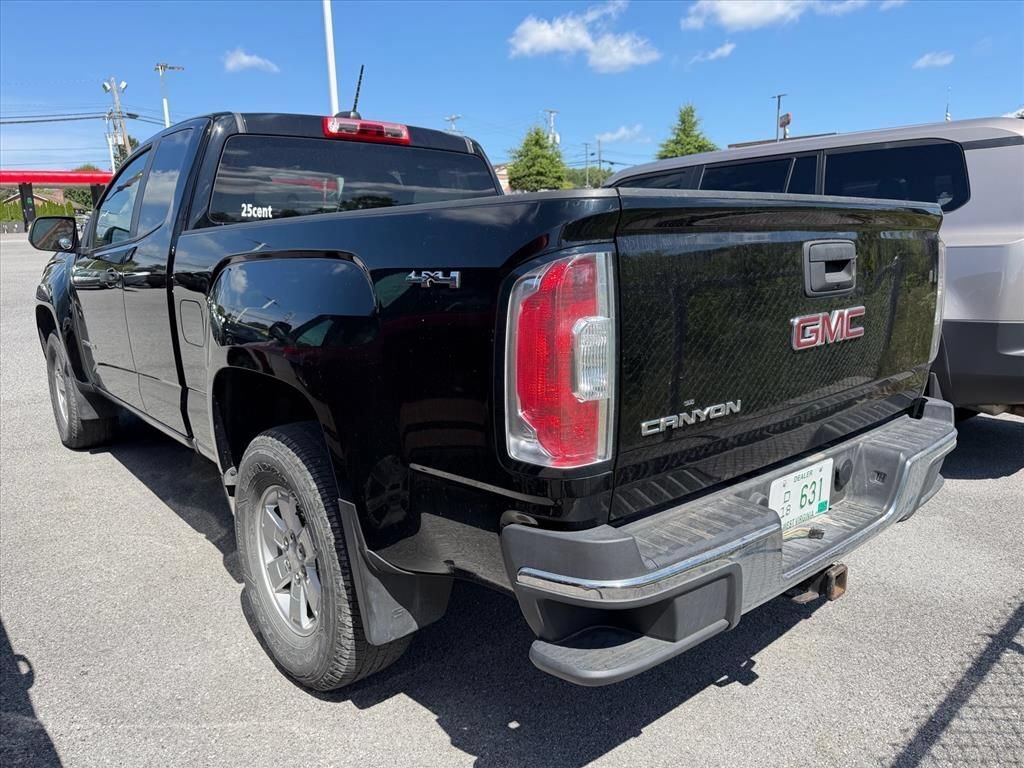 Used 2016 GMC Canyon 4x4 Extended Cab w/ Convenience Package image 12