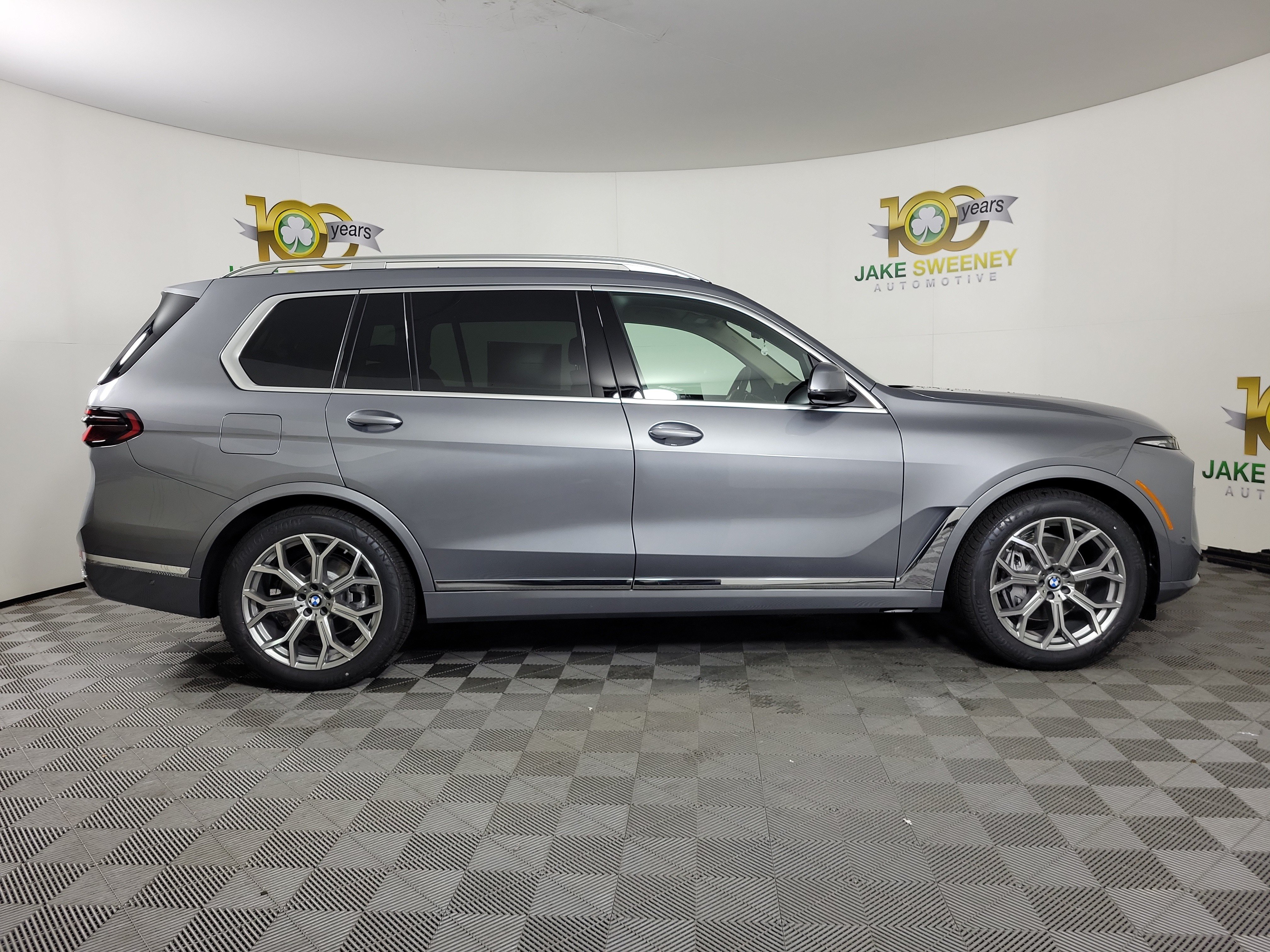 Certified 2026 BMW X7 xDrive40i w/ Climate Comfort Package AWD/4WD image 8