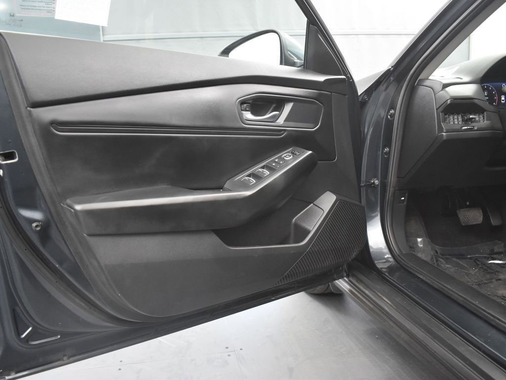 Used 2024 Honda Accord EX image 27