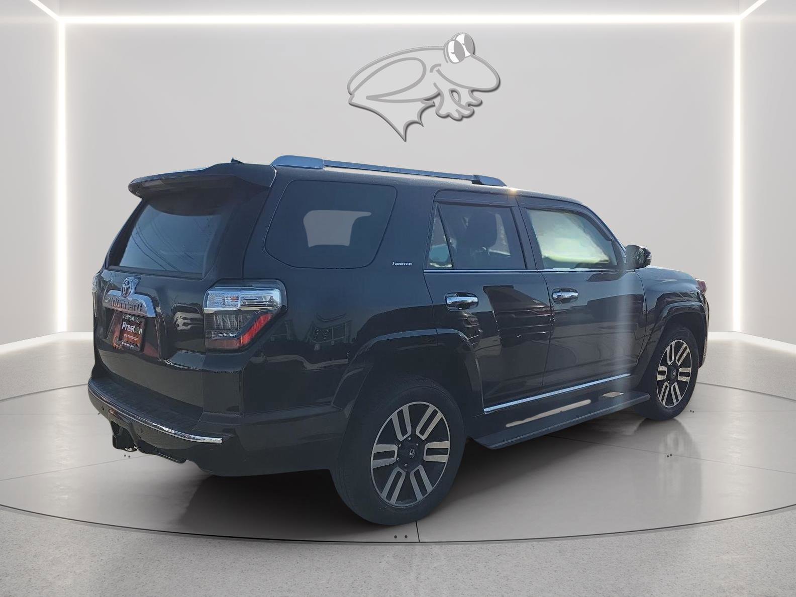 Used 2023 Toyota 4Runner Limited image 9