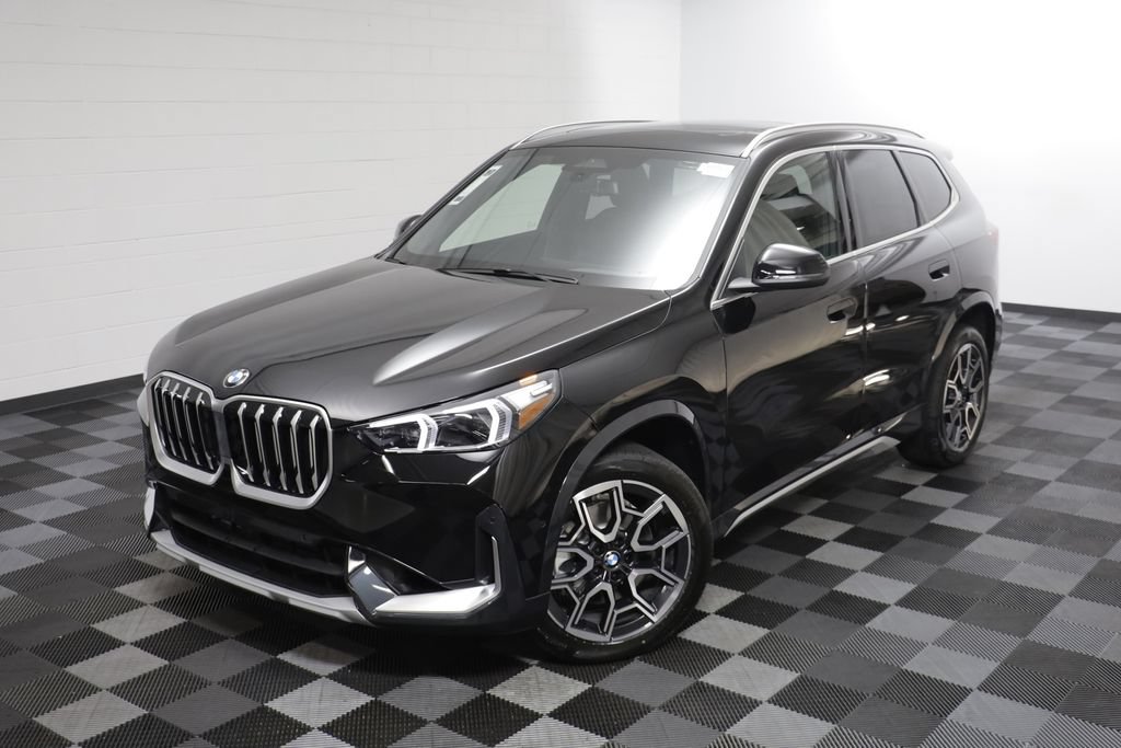 New 2026 BMW X1 xDrive28i w/ Convenience Package AWD/4WD image 2