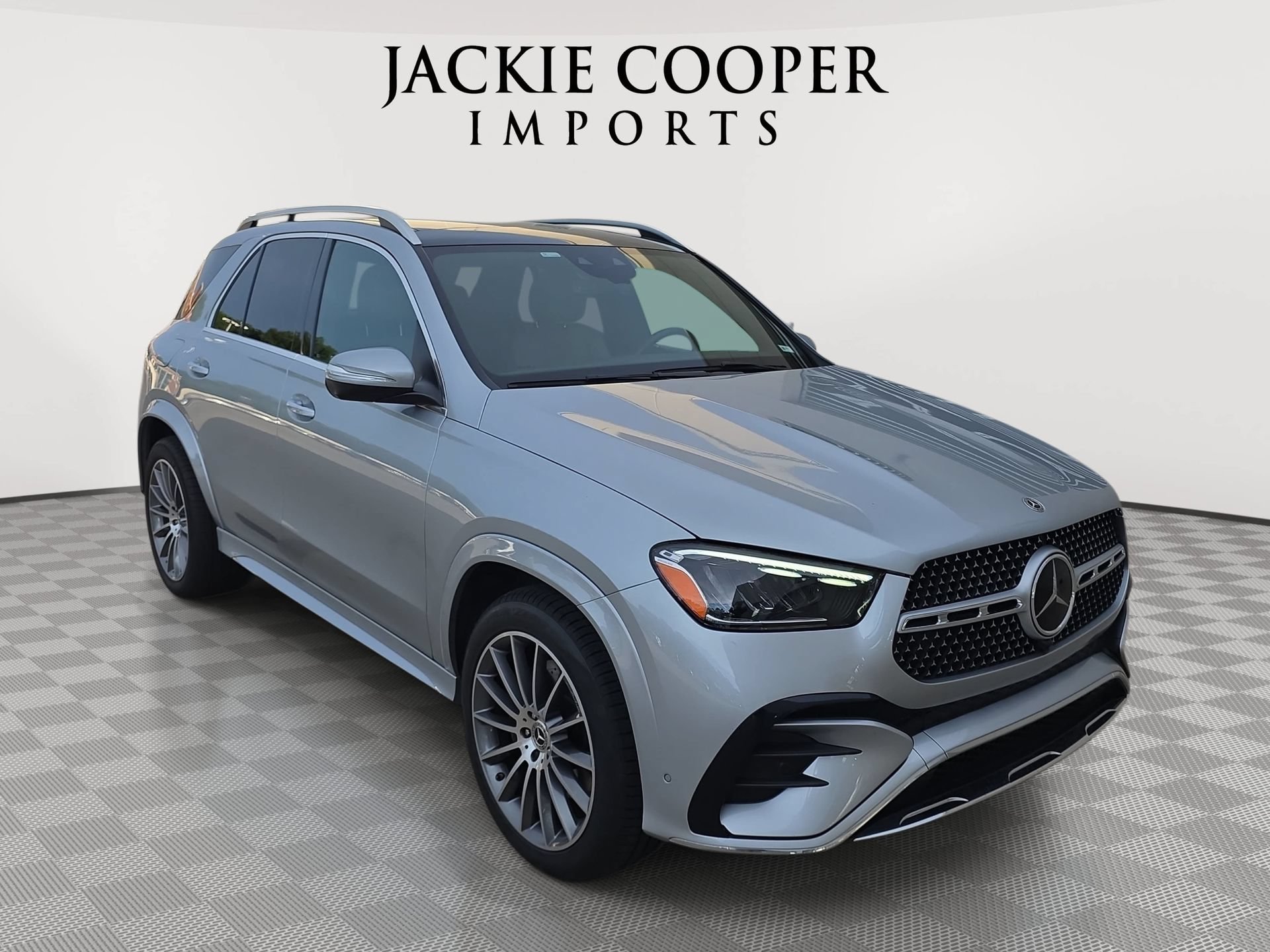 Certified 2024 Mercedes-Benz GLE 450e 4MATIC image 3