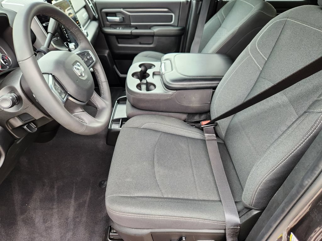 Used 2026 RAM 2500 Big Horn AWD/4WD image 7