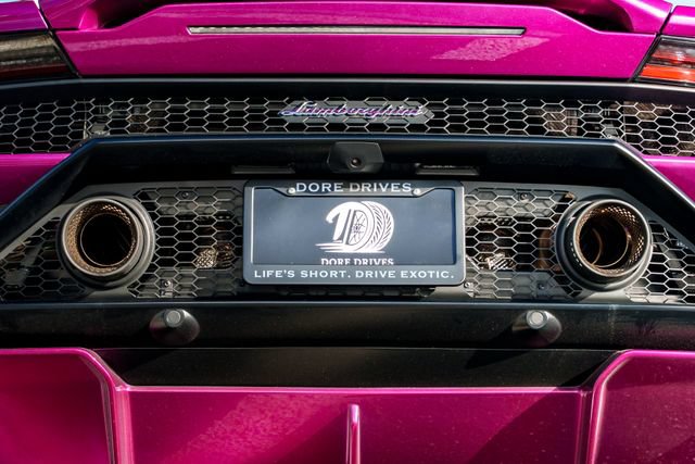Used 2022 Lamborghini Huracan EVO RWD image 25