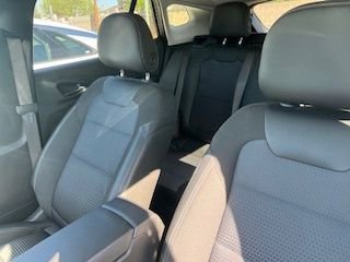 Used 2025 Chevrolet Trax LT image 18