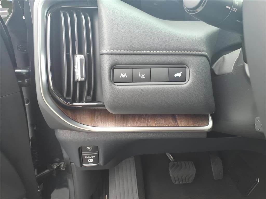 New 2026 Nissan Armada Platinum image 15