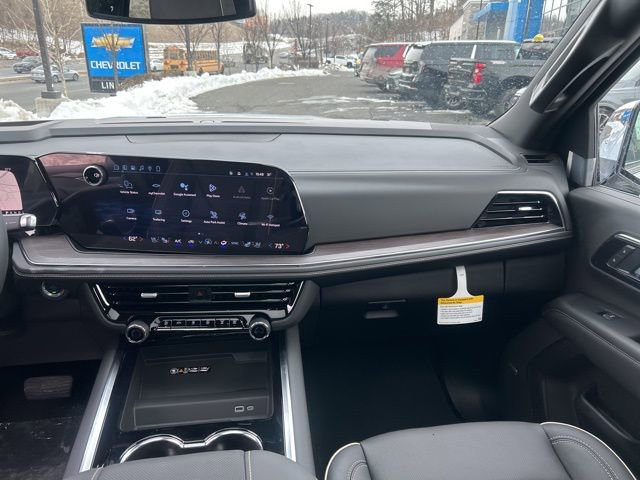 New 2026 Chevrolet Suburban Premier w/ Sun And Tow Package image 24